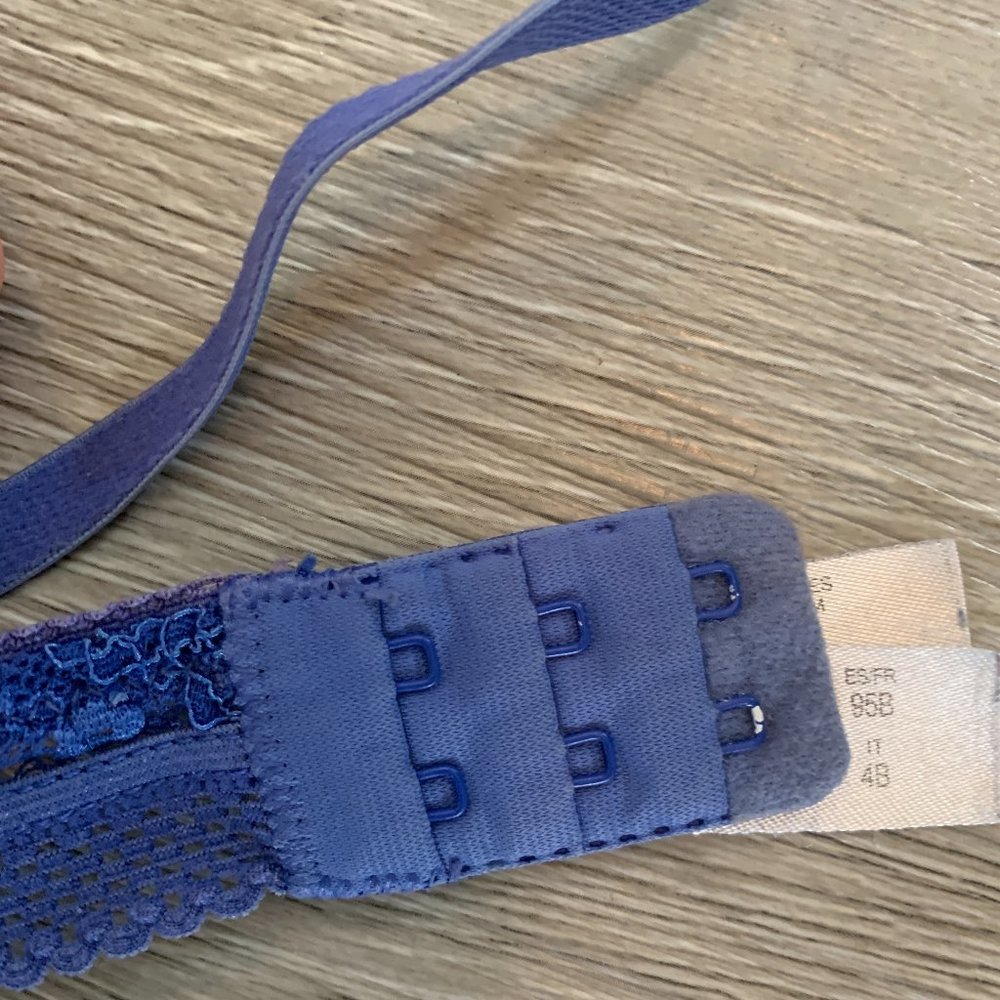 blue bra - Picture 4 of 4